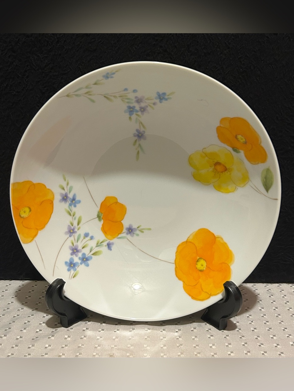 Mikasa Dancing Flowers Soup Bowl 7.625 Wide Bone China Made In Japan